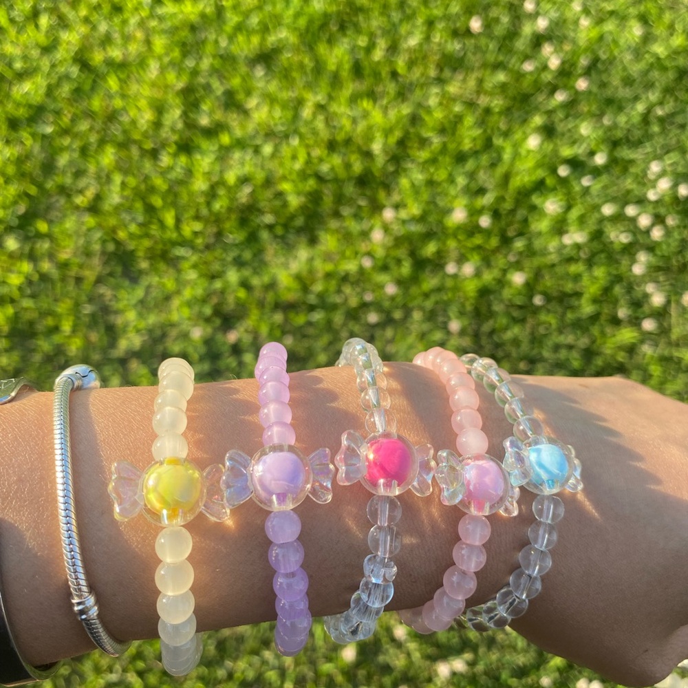 Handmade bracelets - Picture 3 of 3